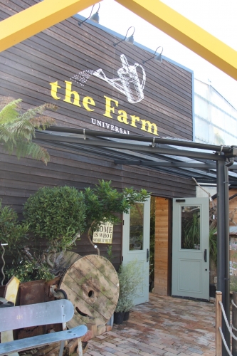 the Farm UNIVERSAL