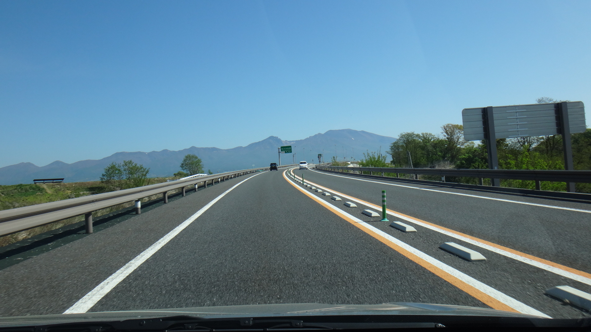 長野県内を北へ４中部横断道浅間山