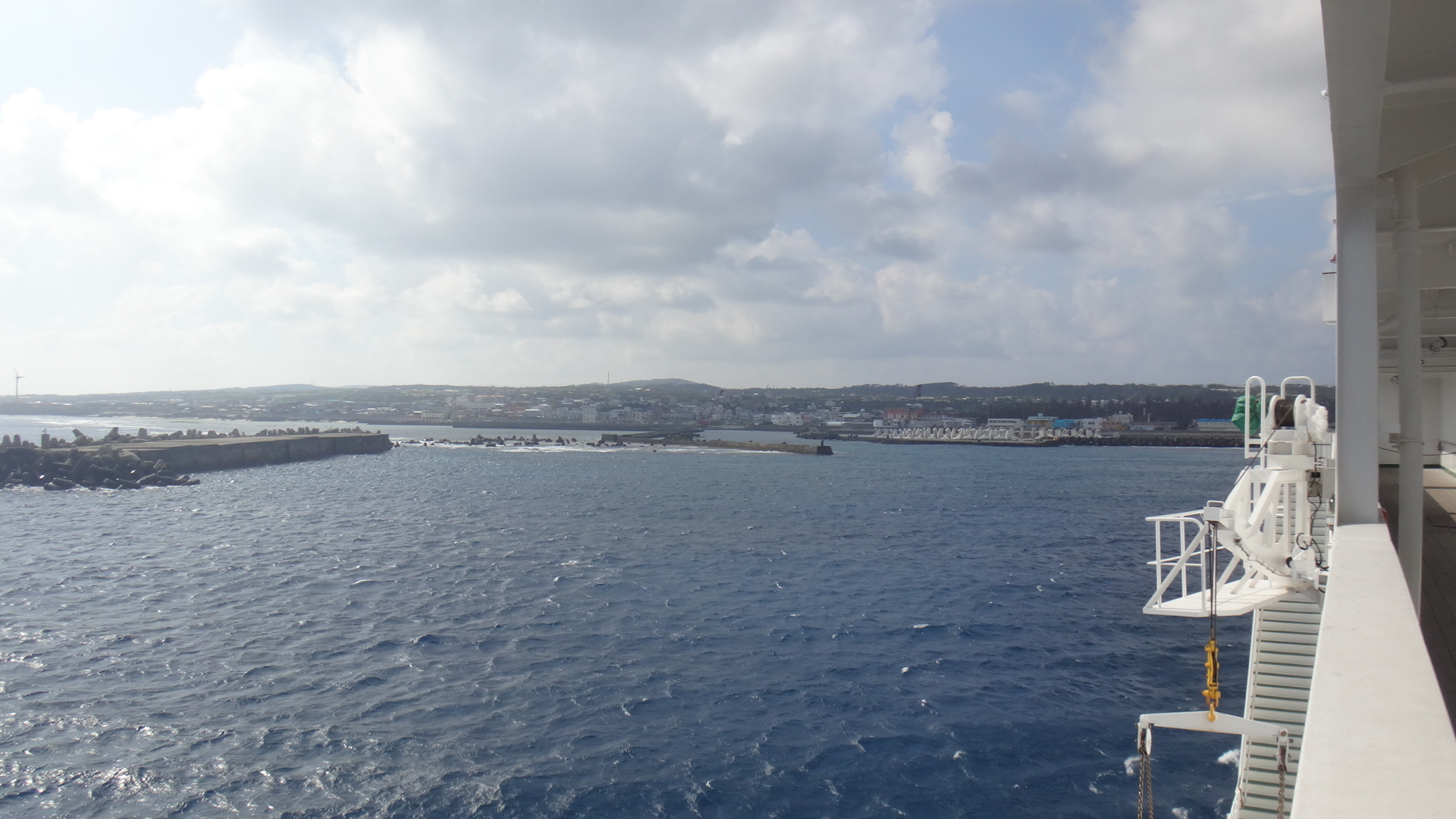 沖永良部島和泊港２