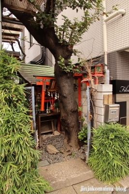 稲荷神社　文京区千石1