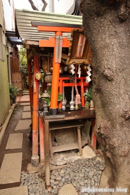 稲荷神社　文京区千石2