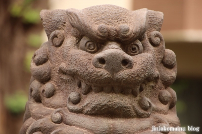 満足稲荷神社　　文京区千駄木18