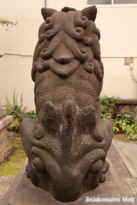 満足稲荷神社　　文京区千駄木16