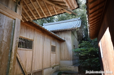 春日神社　坂井市三国町平山11