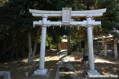 雨岡神社　坂井市三国町西谷3