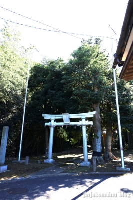 雨岡神社　坂井市三国町西谷1