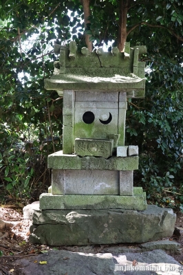 雨岡神社　坂井市三国町西谷10