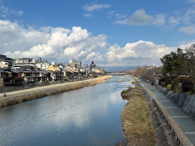 四条の橋の上から