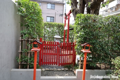 豊川稲荷神社　港区三田1