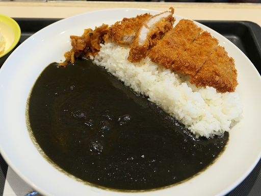 ロースかつ黒カレー (8)