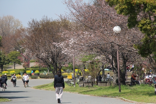 鶴見緑地