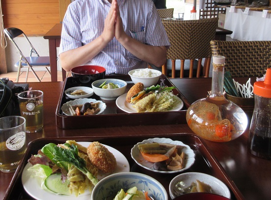 2風の丘でランチ　0529