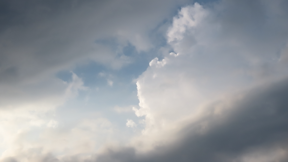 雲の切れ間