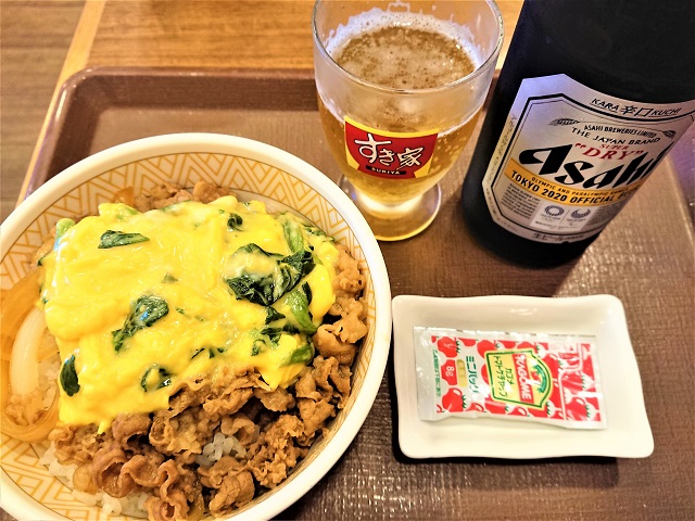 すき家　勝田台駅南店　オム牛丼　ビール(中瓶)