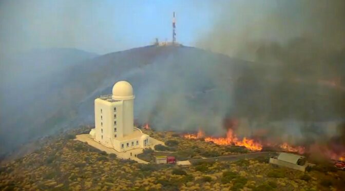 En vidéo : le feu aux portes de l’Observatoire de Tenerife