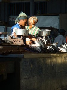 maputo-market-jamesstapley-freeimages