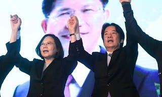 蔡英文和賴清德去年為台中市長候選人林佳龍站台助選