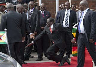 APTOPIX Zimbabwe Mugabe Fall