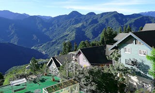 1200px-清境香格里拉空中花園_Shangrila_Hanging_Gard