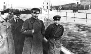 Voroshilov,_Molotov,_Stalin,_with_Nikola