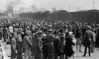 Selection_Birkenau_ramp