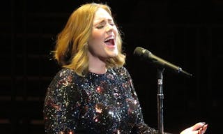 1200px-Adele_Live_2016_tour