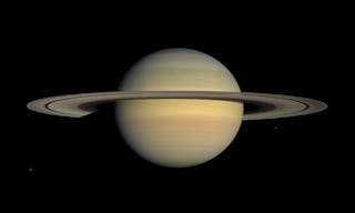 Saturn_during_Equinox