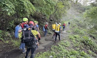 溯溪救援屏東飛龍瀑布