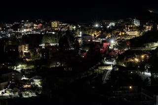 清境店家響應「星空友善公約」於9點後關燈夜景。資料照