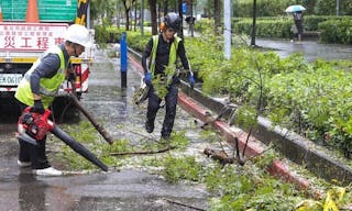 颱風康芮肆虐北市  工務局動員清除（1）