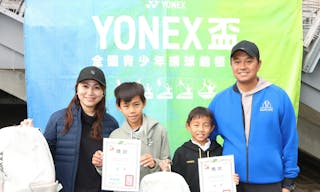 YONEX盃B級》 陳以薰12歲女單首封后，謝家兄弟同日奪首冠