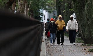 強烈大陸冷氣團南下　愈晚愈冷（1）