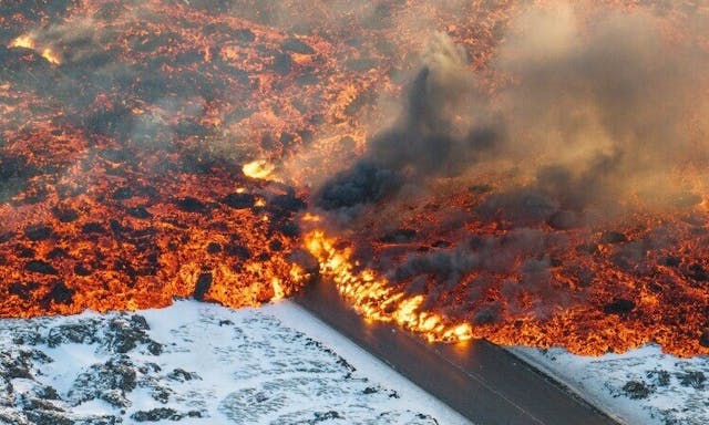 《時代雜誌》鏡頭下的2024：川普遇襲、冰島火山爆發，花蓮7.2強震照片躍上國際