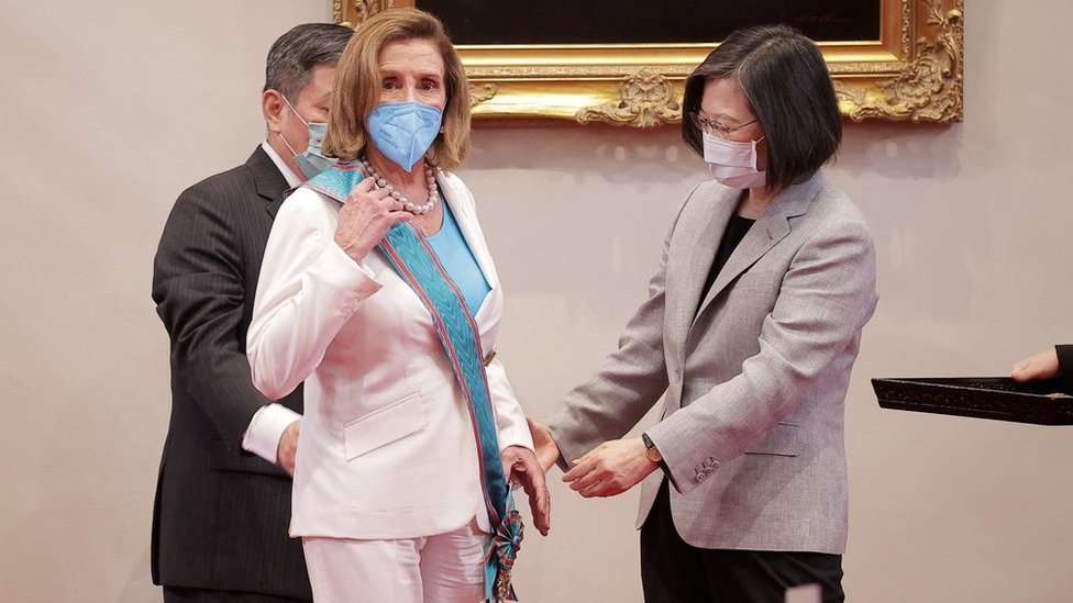 _126182686_taiwan_pelosi_reuters_02-2