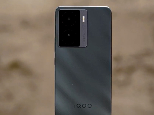 iQOO Z7 5G Video