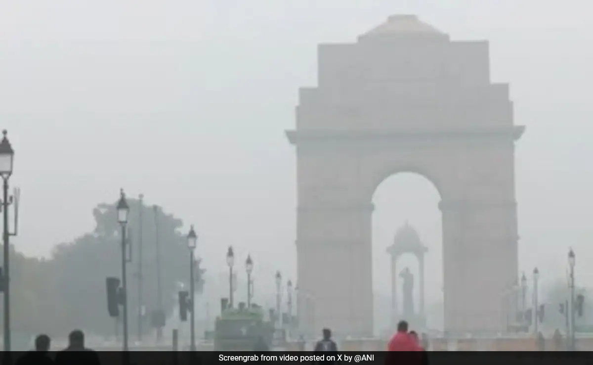 Delhi's AQI Slips Back To 'Poor' Levels, Cold Wave Persists