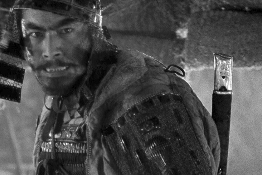 En esta imagen proporcionada por Janus Films, Toshirô Mifune en una escena de la película "Los siete samuráis" de 1954. (Janus Films vía AP)