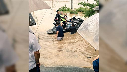 【西日本豪雨】水上バイクで一般人が救出活動。さらにtwitteに上げたその写真で安否不明者が確認される。