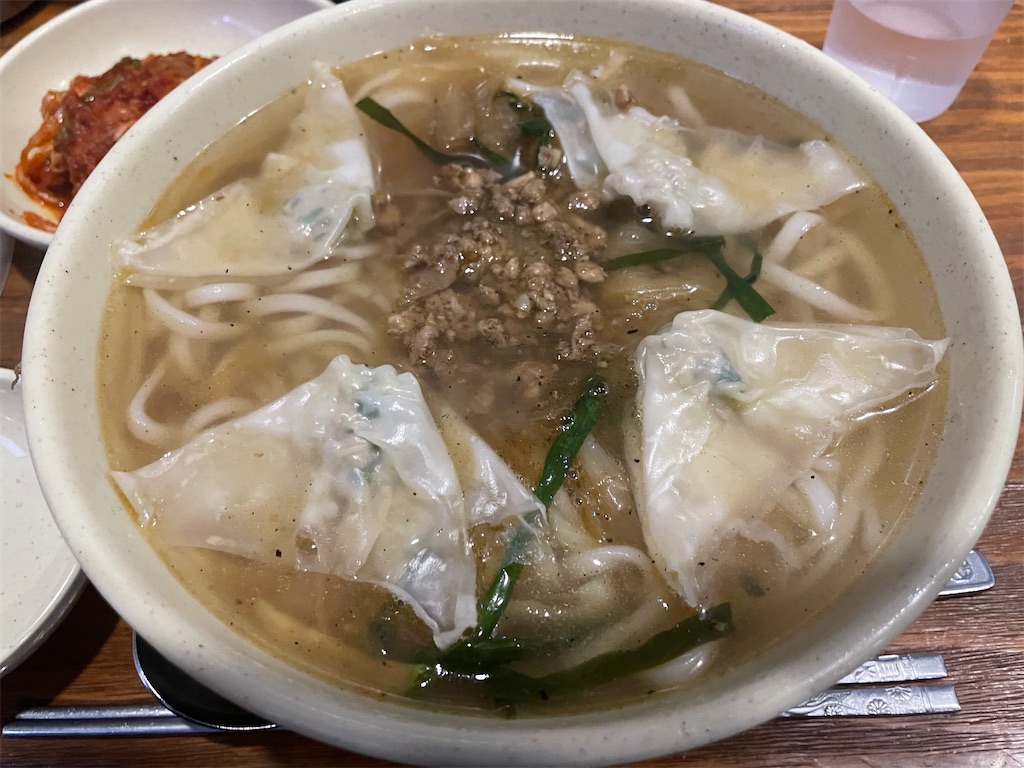 ミシュランの名店 明洞餃子 麺