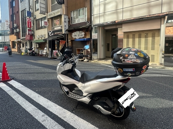 京橋恵み屋とPCX150