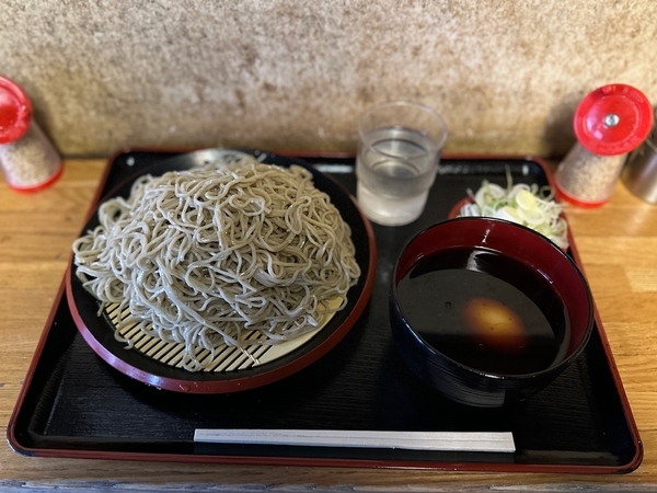 北海道雨竜産 地粉切り【大盛600g】(850円)+ネギ汁【温】(150円)