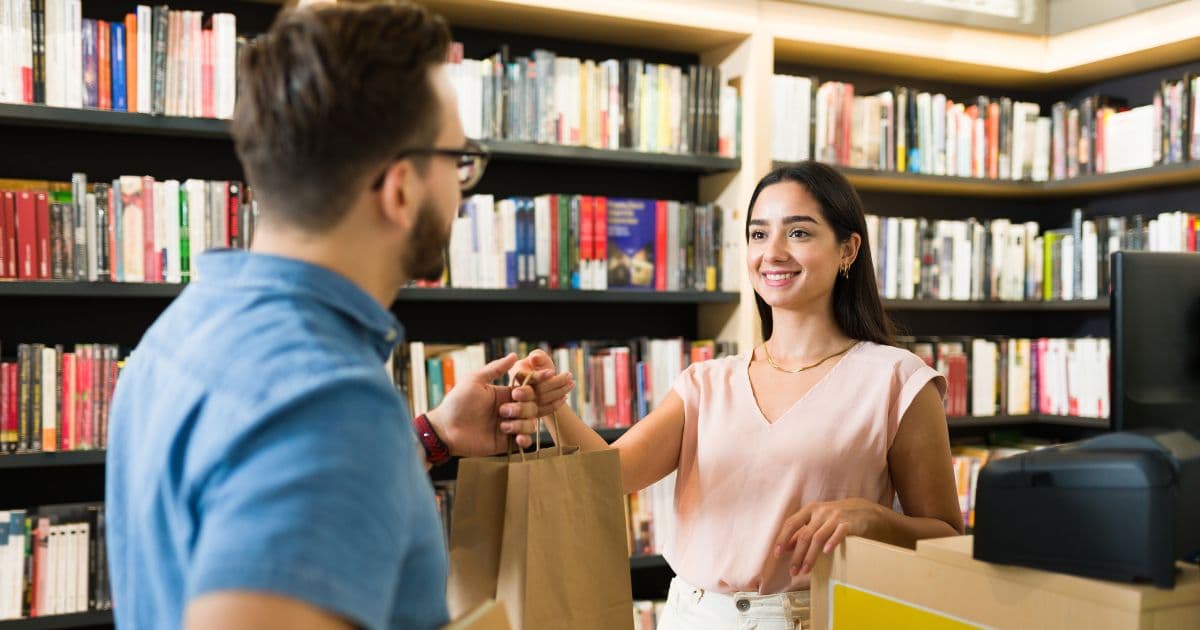 TOEIC700点以上を目指す人におすすめの参考書9選！自分に合った参考書の選び方や勉強法も解説