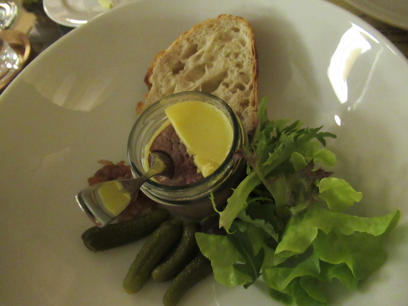 バンコク　L'Escargot Bistro 