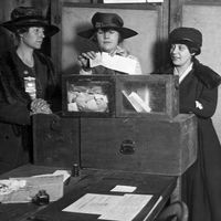 Women casting their vote in New York City, c. 1920s. At Fifty-sixth and Lexington Avenue, the women voters showed no ignorance or trepidation, but cast their ballots in a businesslike way that bespoke study of suffrage."