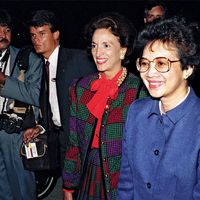 Philippine President Corazon Aquino (b. Maria Corazon Cojuangco) greets officials in airport terminal. Andrews Air Force Base, U.S., Maryland September 15, 1986. President of the Philippines 1986-1992.