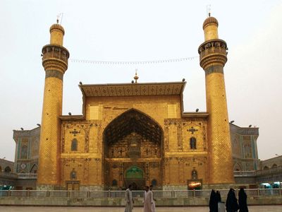 Najaf: shrine of ʿAlī ibn Abī Ṭālib