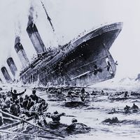 Sinking of the ocean liner the Titanic witnessed by survivors in lifeboats. May 15, 1912.