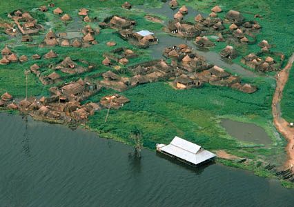 Nile River: village near the Nile River