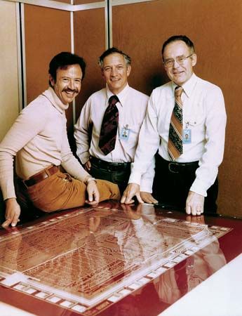 Andrew Grove; Robert Noyce; Gordon Moore