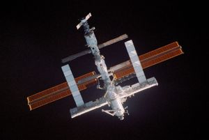 International Space Station; Discovery